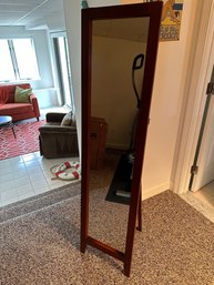 Free Standing Mirror - B39