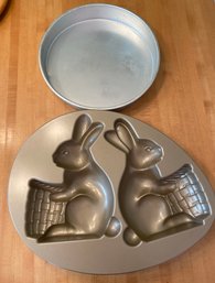 Nordic Ware Heavy Easter Bunny Cake Pan And Large Round Aluminum Cake Pan