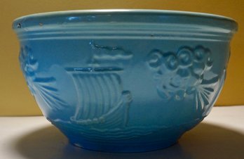 Aqua Pottery Mixing Bowl #300 North Wind / Viking Ship