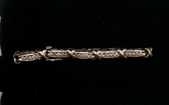 #15- 14k Gold / Diamond Bracelet- 7.5' With 1 Link Off  7'- 16.1 G