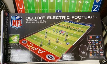 Deluxe Electric Football Game By Tudor- Cowboys, Broncos