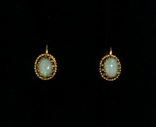 #101 14k Gold And Opal Earrings 2.8 G