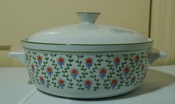 #290 Covered Casserole Borette 8.75'