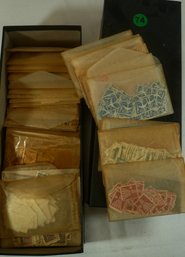 G74 Lot Of US Stamps Over 50 To 100 Packets (Appear To Be All Postmarked)