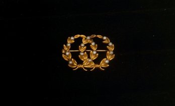 383- 14k Gold / Pearl Pin - 1.25'- 2.8 Grams