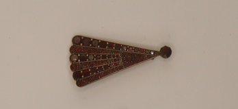 388-  Victorian Bohemian Garnet Brooch 10k