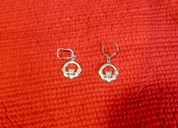 J26 9K Claddagh Earrings Marked 375