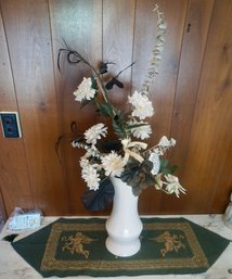 #329 Green Runner/white Vase W/flower Arrangement