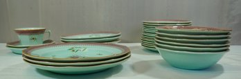 Lot Of 30 Adams Calyx Ware Lowestoft Including 3 Soup, 6 Berry, 15 Bread, 3 Dinner, 2 Saucers, Cup