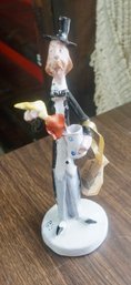 #425 TP Ceramic Magician Italy Figurine 9'T