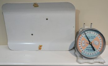 B Vintage Baby Scale