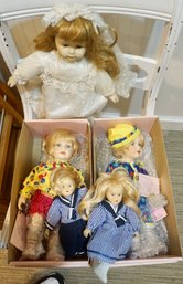 B Lot Of 5 Dolls