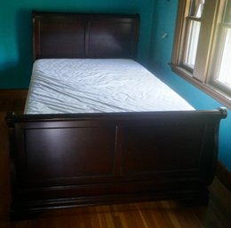 #467 Full Size Sleigh Bed 56W X 85L