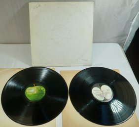 The Beatles White Album # 2325264 - Cover - P, Vinyl -VG