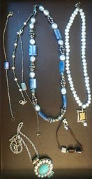 #527 Lot Of 7 Pearl Jewelry