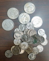 #160 Lot Of 38 1976 Bicentennial Quarters & 5 Eisenhower Dollars