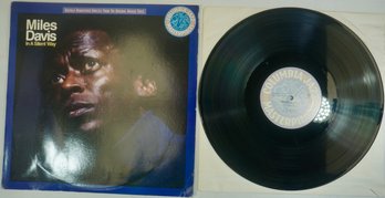 Miles Davis In A Silent Way , Promo, 1987 Columbia Jazz Masterpieces, VG, NM