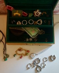 #822 Jewelry Box Lot Including: