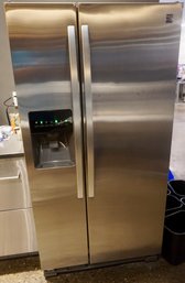 #236 Kenmore Stainless Steel #106.61793412 Fridge