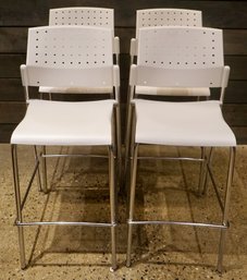 #240 Modern White Plastic Bar Stools