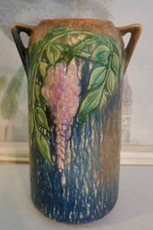 #925 Roseville Vase Wisteria Flowers 10 1/2'T