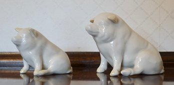 #41 Belleek Green Mark Pigs 3' & 4'L