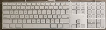 #341  Apple Plug In Keyboard