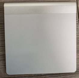 #343 Apple Magic Trackpad Bluetooth Wireless