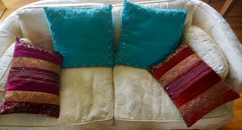 #LR35 Lot Of 4 Colorful Pillows