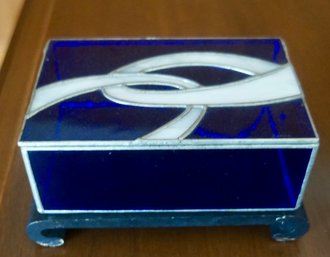 #LR54 Stain Glass Trinket Box On Stand 6 X 4 X 2