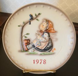 #131 1978 Hummel Plate No Box