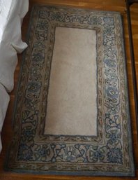 #220 Green Pastel Rug 5 X 3