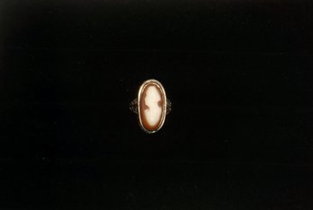 #19- 10k Cameo Ring Size 3.5- 2.5 Grams