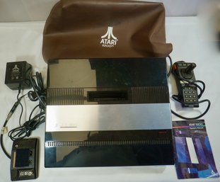 #111- 1982 Atari 5200 Console , One 5200 Controller, TV Adapter, Power Unit  , Manual                      MK