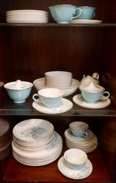 #105 Mid Century Turquoise & White Taylor Smith Versatile Petal Lane Ovenproof Dish Set