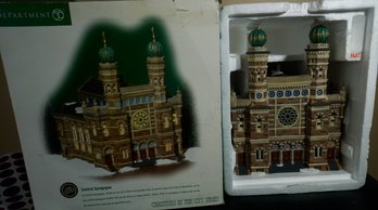 F66 Dept 56 Christmas In The City Central Synagogue