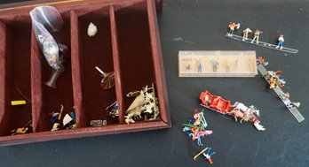 08 Lot Of Christmas Miniatures & Preiser 1/90 Scale