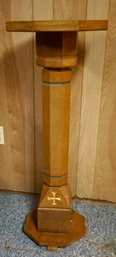 073 Oak Pedestal