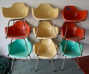 080 Mid Century Modern Lot Of 9 Molded Fiberglass Chairs - Krueger Metal Products