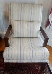 LR#6 Large Modern Living Room Chair (Seat 23 1/2' X 40'T)