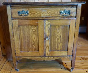 D#8 Oak Commode 29'W X 16 1/2'D X 29 1/2'T