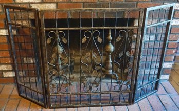 D#321 Metal Fire Screen 51 1/2'L X 32'T