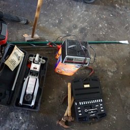 G#14 Lot Of 8 (Floor Jack, Sledgehammer, 2 Crow Bars, Battery Charger, Ratchet Set & 2 Hammers)