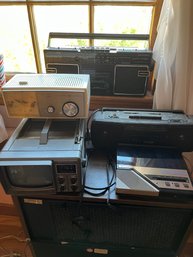 Cassette Player, Vintage Bently Battery TV, Am/fm Radio, Answering Machine And More  - BR83