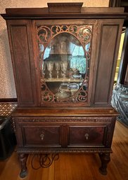 Antique Mahogany China Cabinet With One Drawer And Two Doors - D5