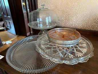 4 Piece Glass Lot Inc. Pink Depression Glass And Cake Stand - D14