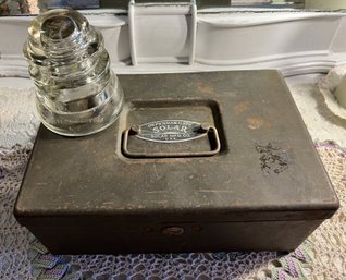 Vintage Solar Manufacturing Company Metal Box & Clear Glass Insulator Whitall Tatum No. 1