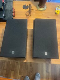 Pair Of Yamaha Speakers