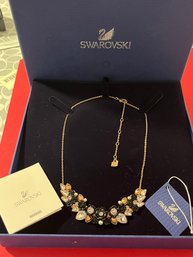 New Swarovski Crystal Rose Gold And Black Necklace - B16