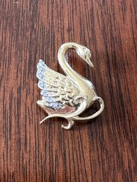 14k Yellow Gold & 7 Diamond Swan Brooch Pin - 18